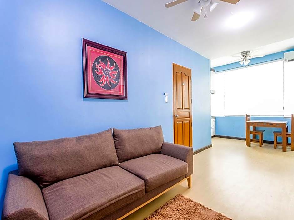 La Belladoza near Airport