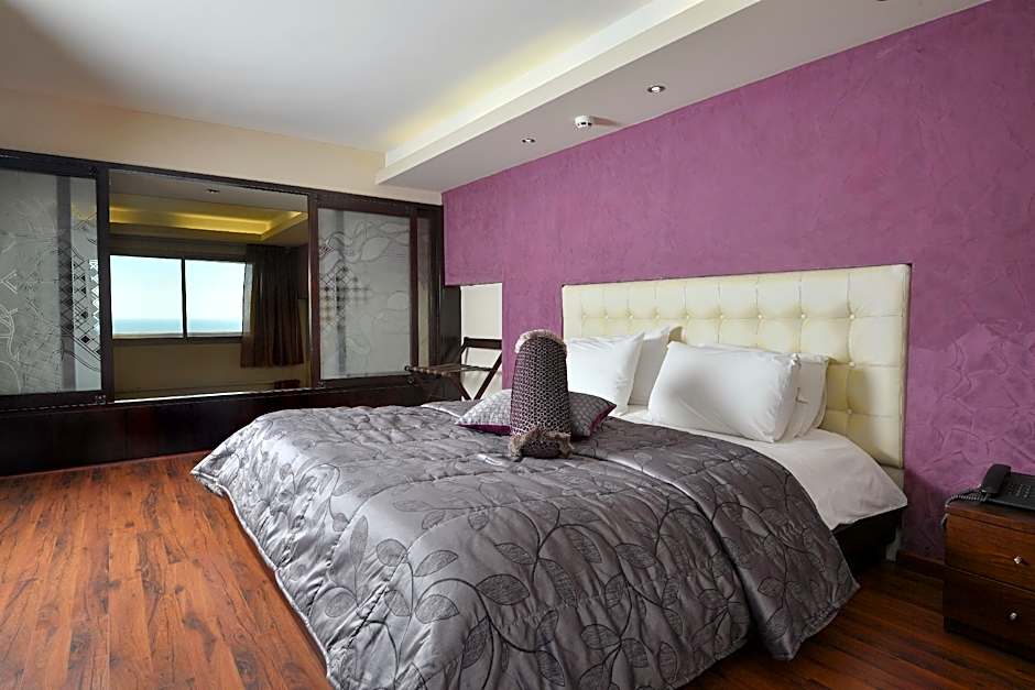 Photo 1 of 8 of Imperial Suite