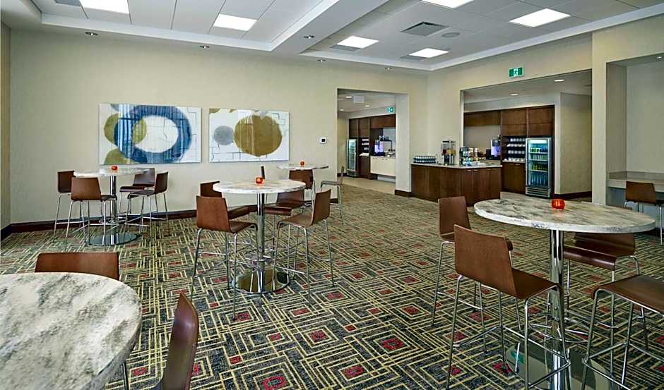 Hampton Halifax Downtown