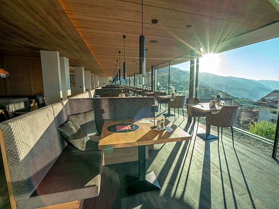 Hotel Purvita - Ski In Ski Out - Infinity Pool