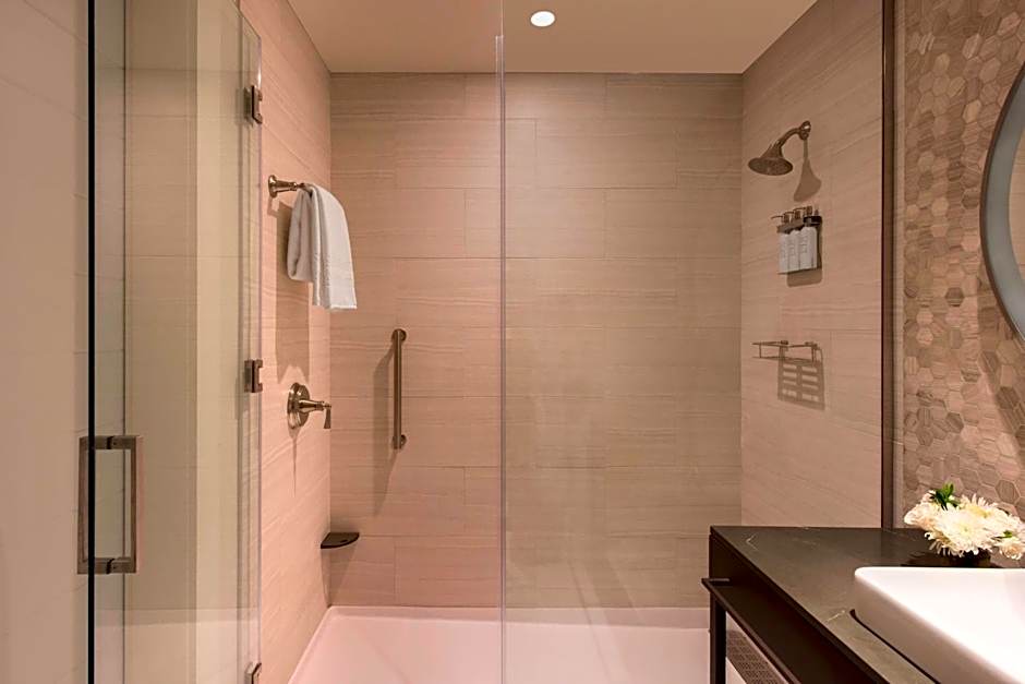 The Elizabeth Hotel, Autograph Collection by Marriott