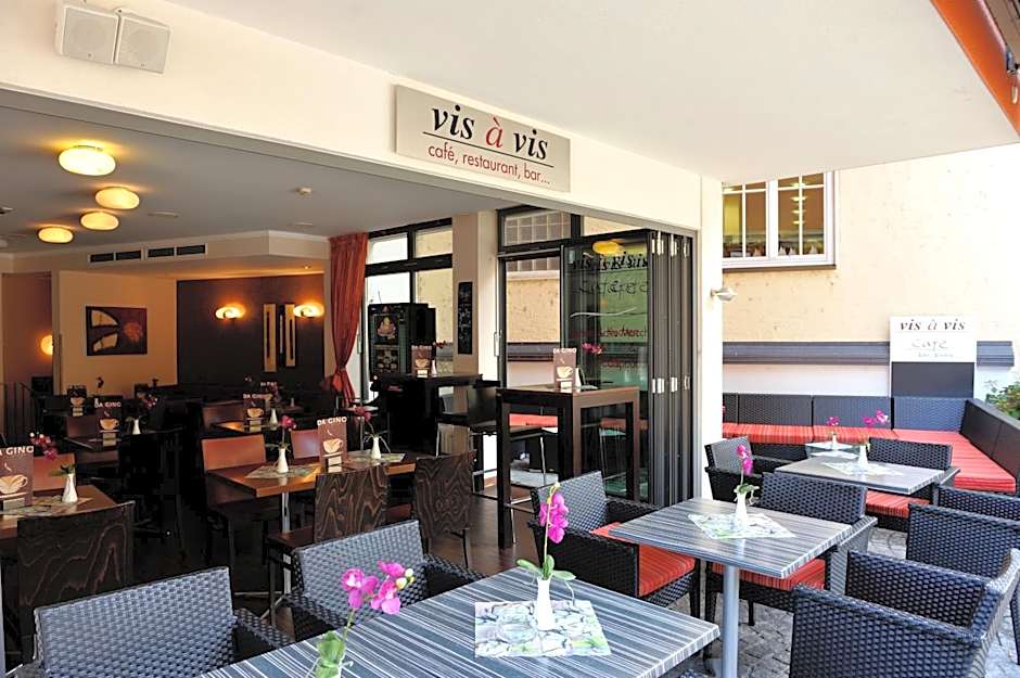 Hotel Vis à vis