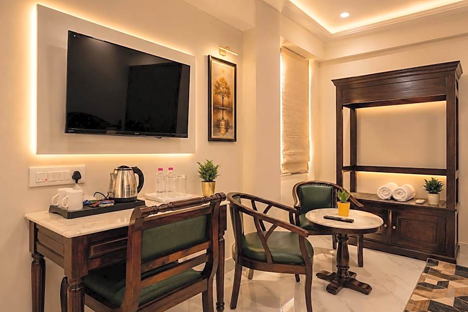 Hotel Sugandh Retreat