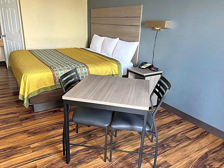 Knights Inn Lumberton