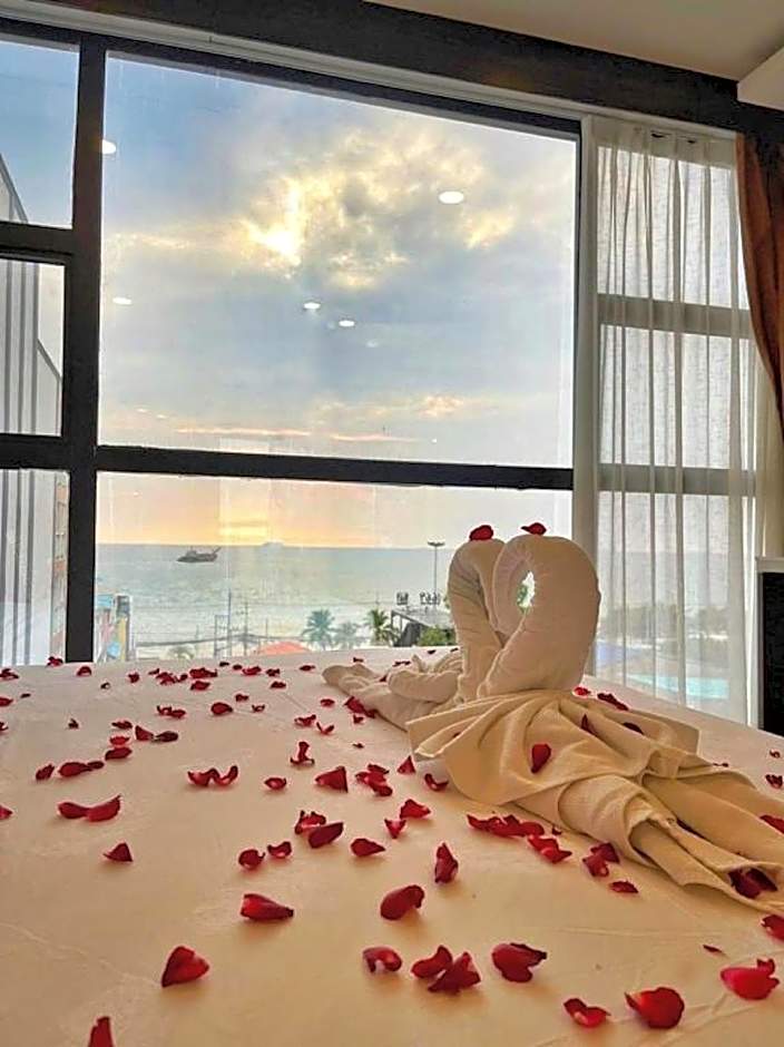 BP Grand Tower Hotel
