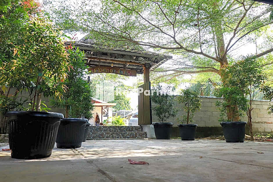 Sahabat Pantai Guest House Mitra RedDoorz