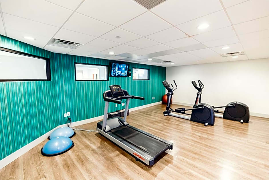 Holiday Inn Express Atlanta - Northeast I-85 - Clairmont Road by IHG