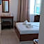 Leonidas Hotel