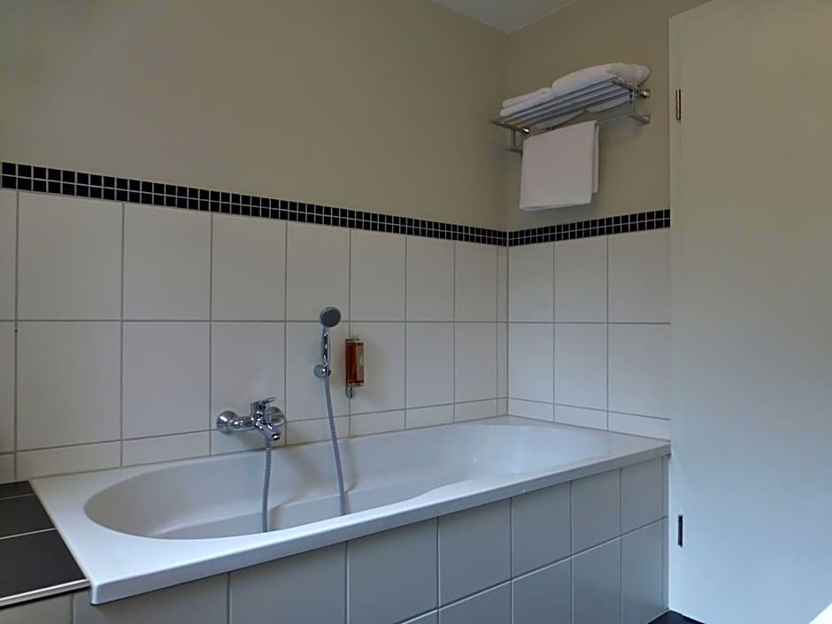 Villa Waldfrieden - Design trifft Budget