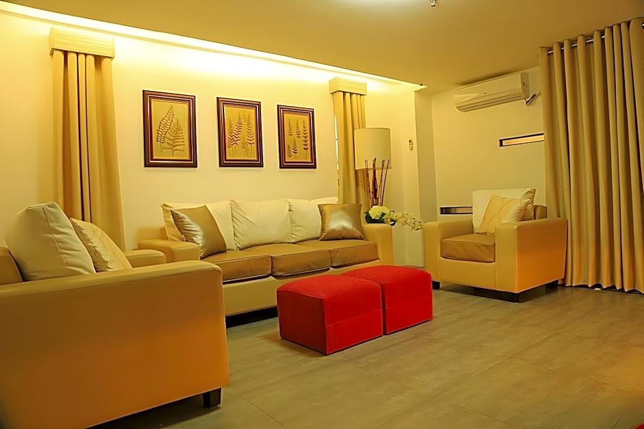 Travelbee Business Inn