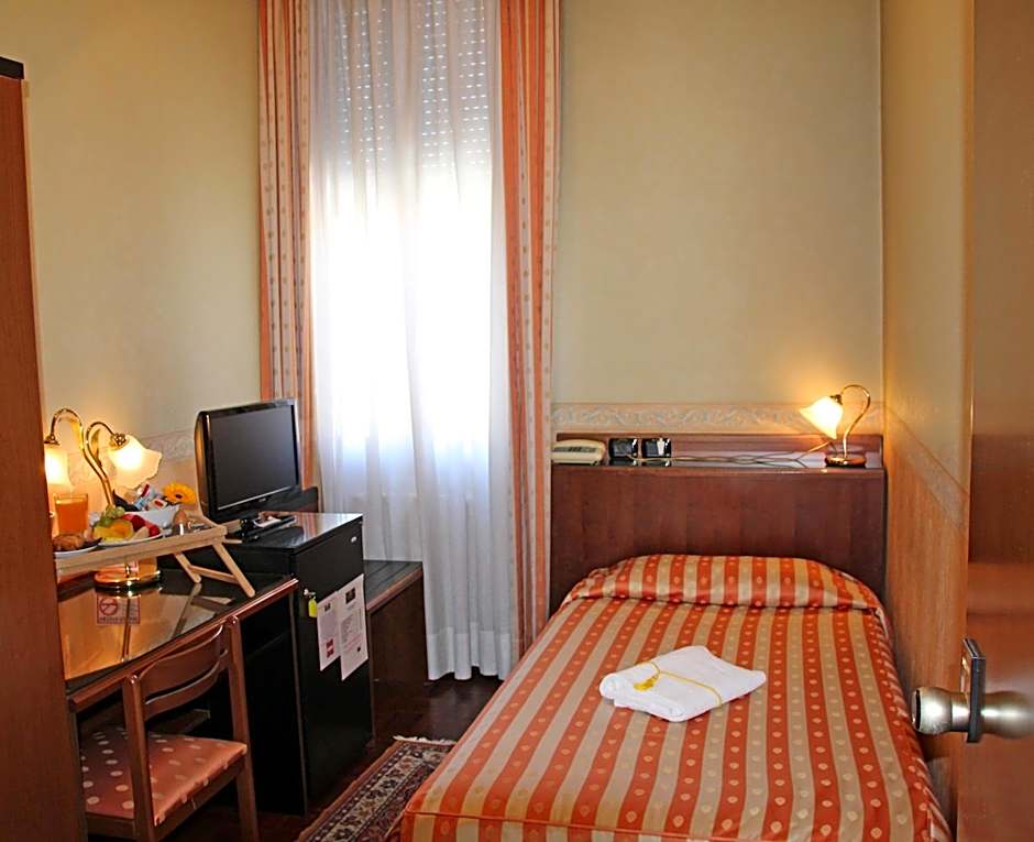 Albergo Ristorante Leon d'Oro