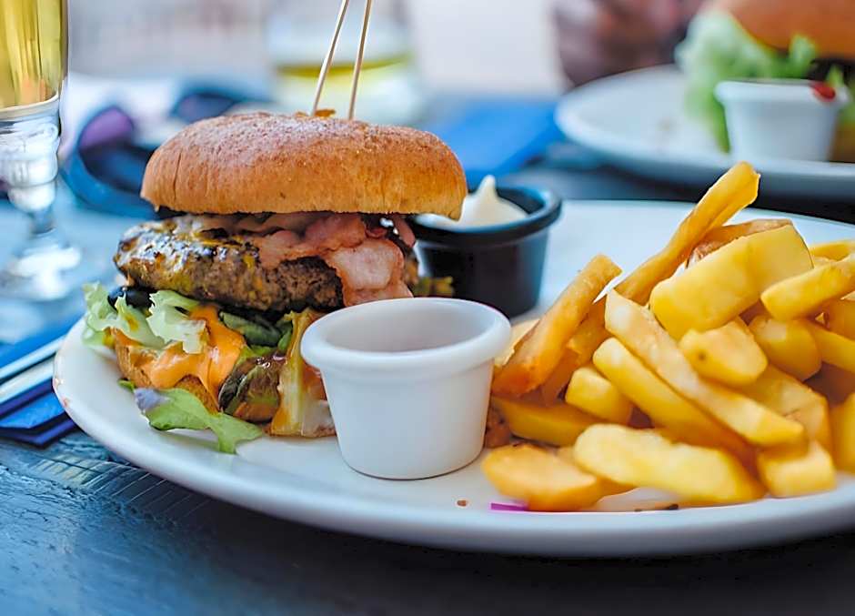 Medicine Hat Inn & Suites