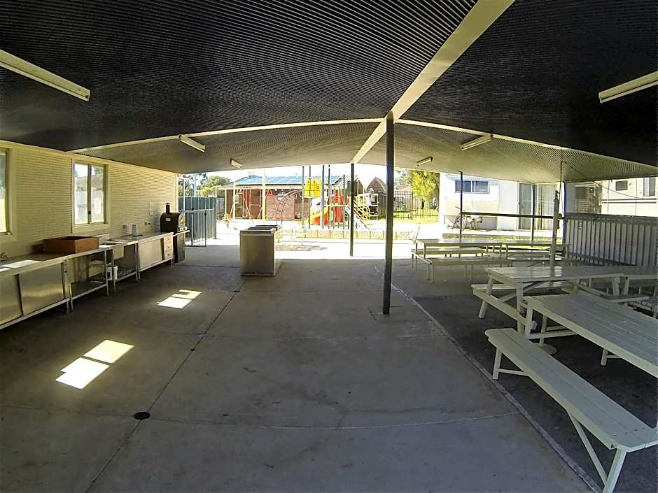 Twin Waters Caravan Park