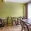 Rodeway Inn Laurens