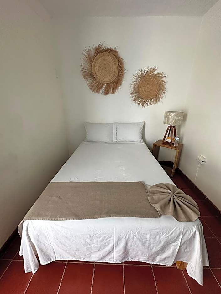 Creta Hotel & Suites