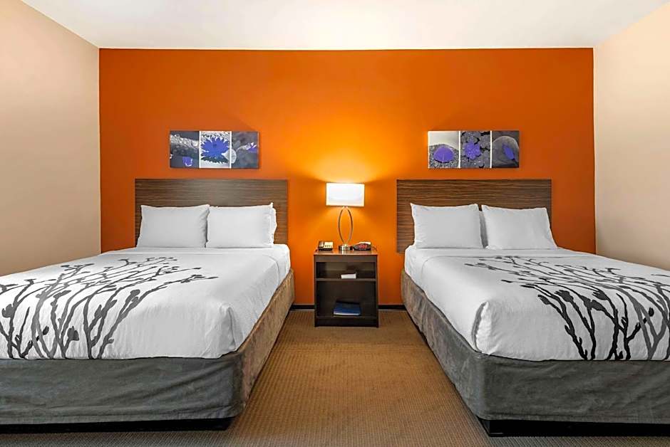Sleep Inn & Suites