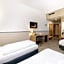 City Hotel Ring