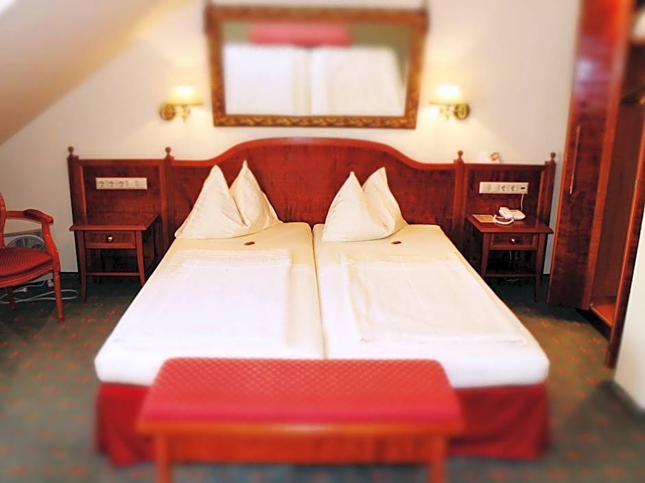 Altstadt Hotel Mosser Villach mit Parkplatz