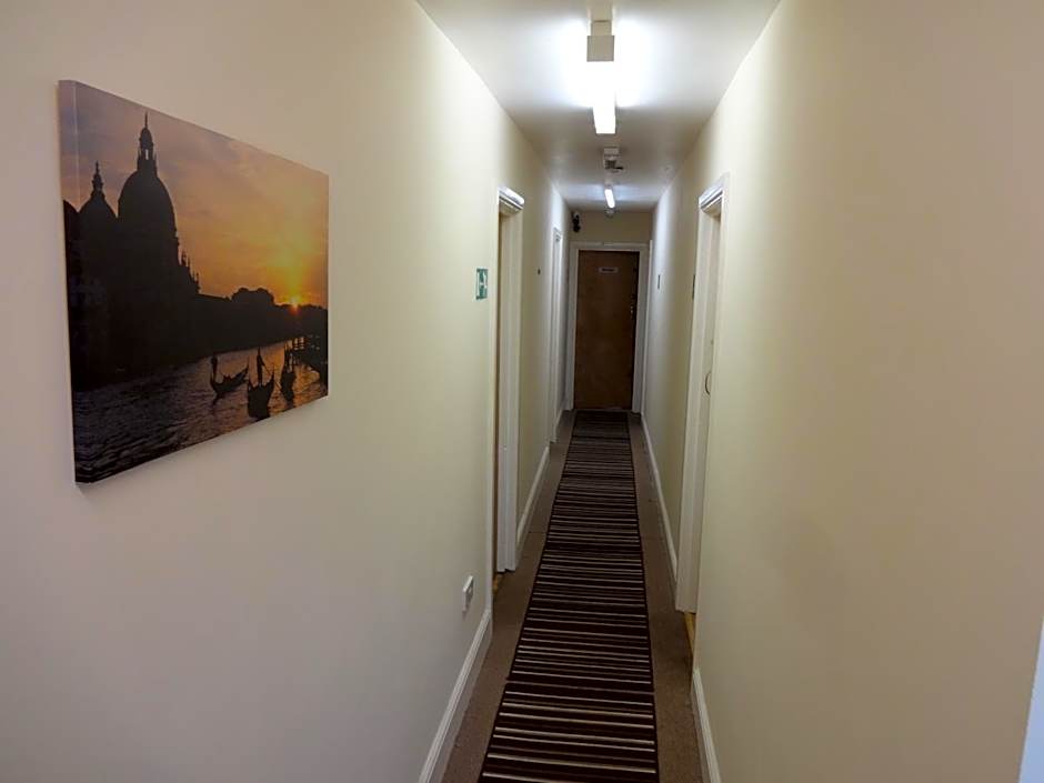 Travellers Rest Motel