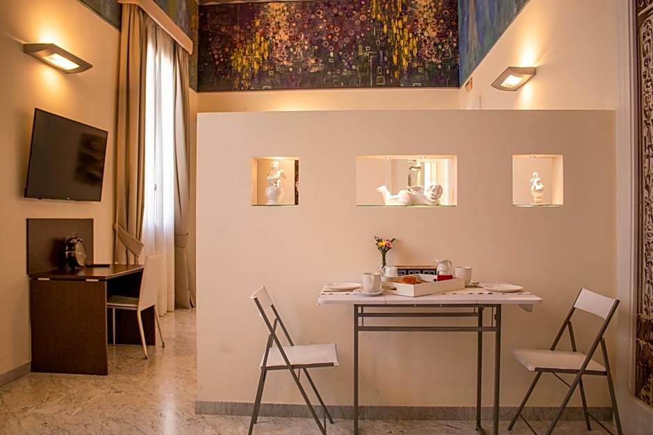 Apollo Suites