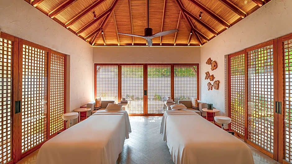 Sirru Fen Fushi Private Lagoon Resort Maldives