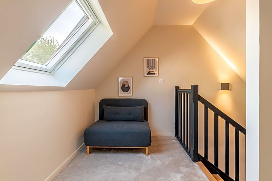 Hôtel Échappée en Baie - Parking privé gratuit dont forfaits bornes électriques réservable