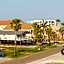 Charming SPI family condo - walking distance to the beach, Sleeps 6, Third Floor, 2026 Traveler Award