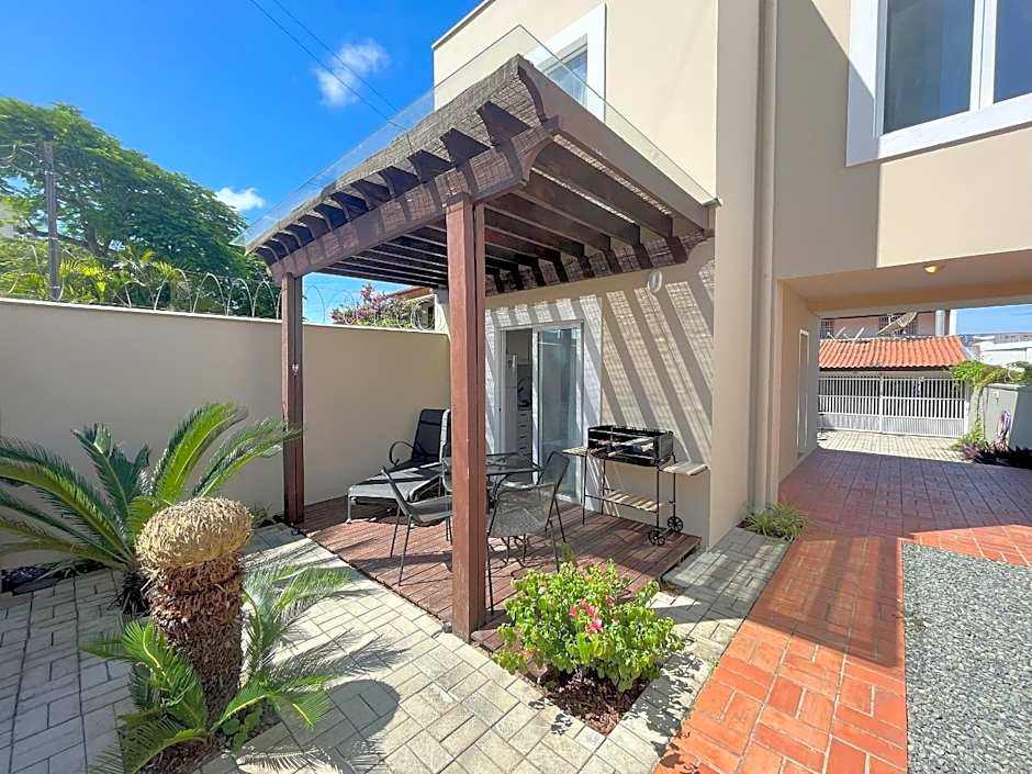 120m da praia no centro de Piçarras