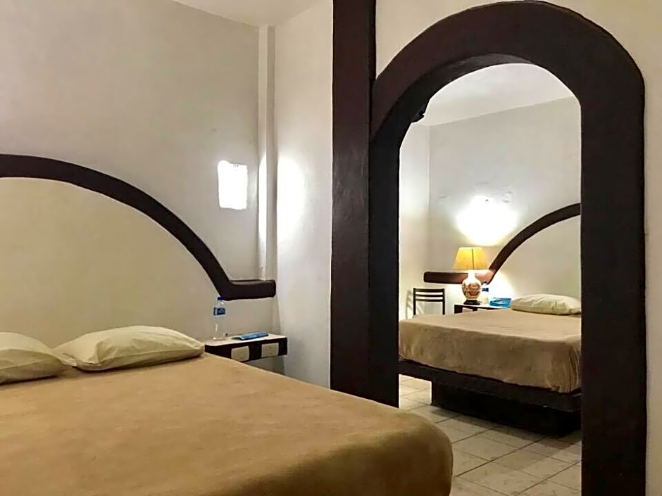 Hotel Plaza Morelia