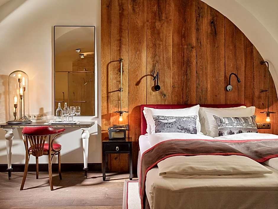 PEST-BUDA Design Hotel by Zsidai Hotels at Buda Castle