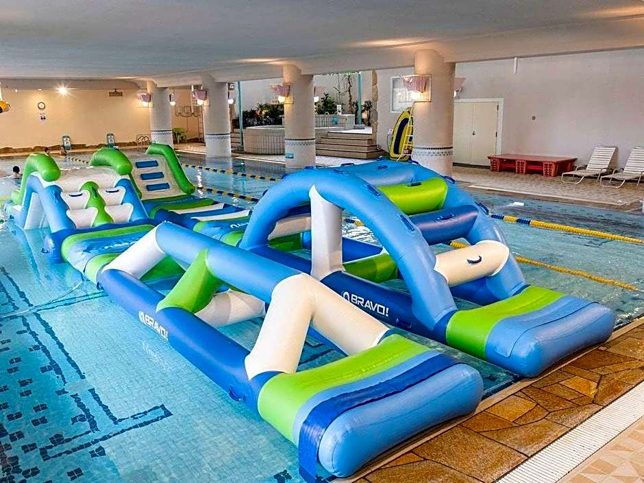 Maholova Minds Miura Resort