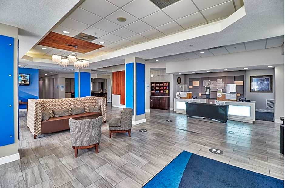 Holiday Inn Express Hotel & Suites Clearwater US 19 North By IHG