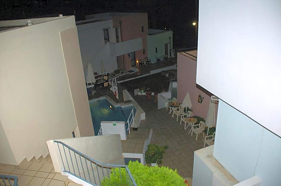 Blue Sky Hotel Apartments