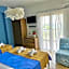 La Scala family apartments