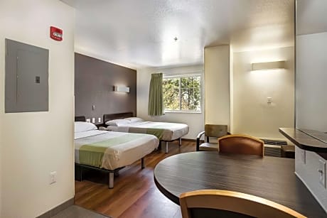 Modern Room with Two Double Beds - Smoking