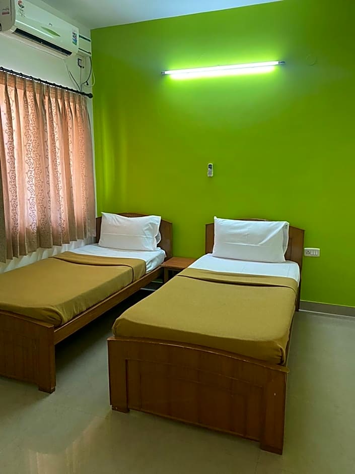 Thulasirams Service Apartments