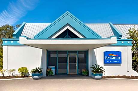 Baymont by Wyndham Daytona Beach/Intl Speedway