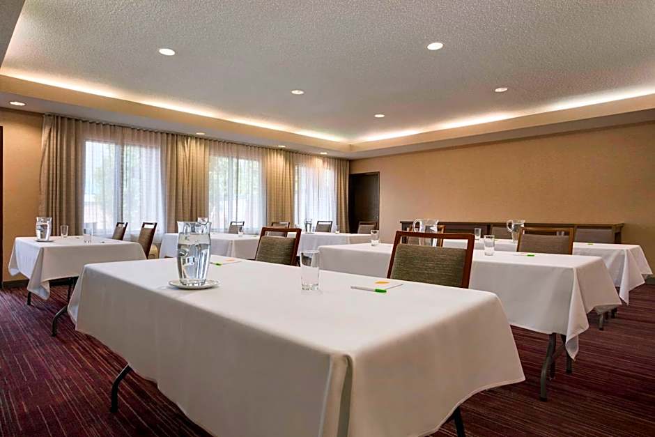 Courtyard by Marriott Champaign