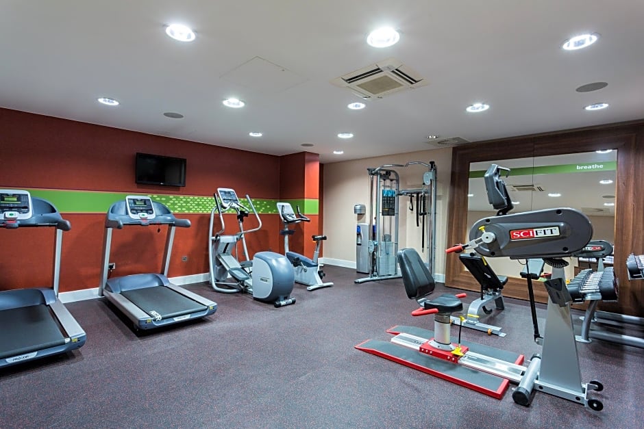 Hampton By Hilton Exeter Airport