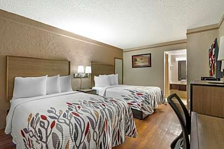 Deluxe 2 Full Beds Non-Smoking