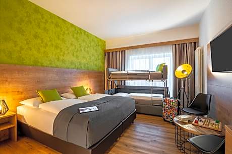 Family Room  - New Design  ( 2 Adults + 2 Children)