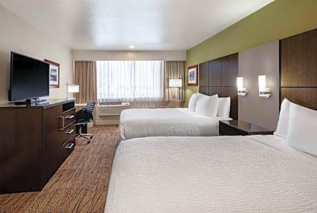 2 Queen Bed Room