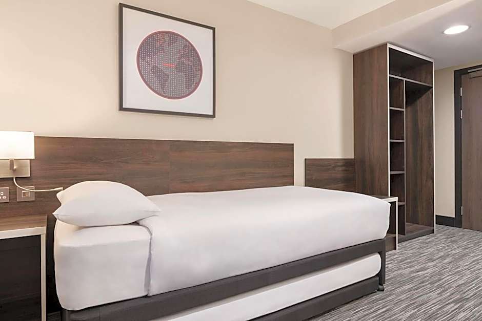 Ramada by Wyndham Cobham