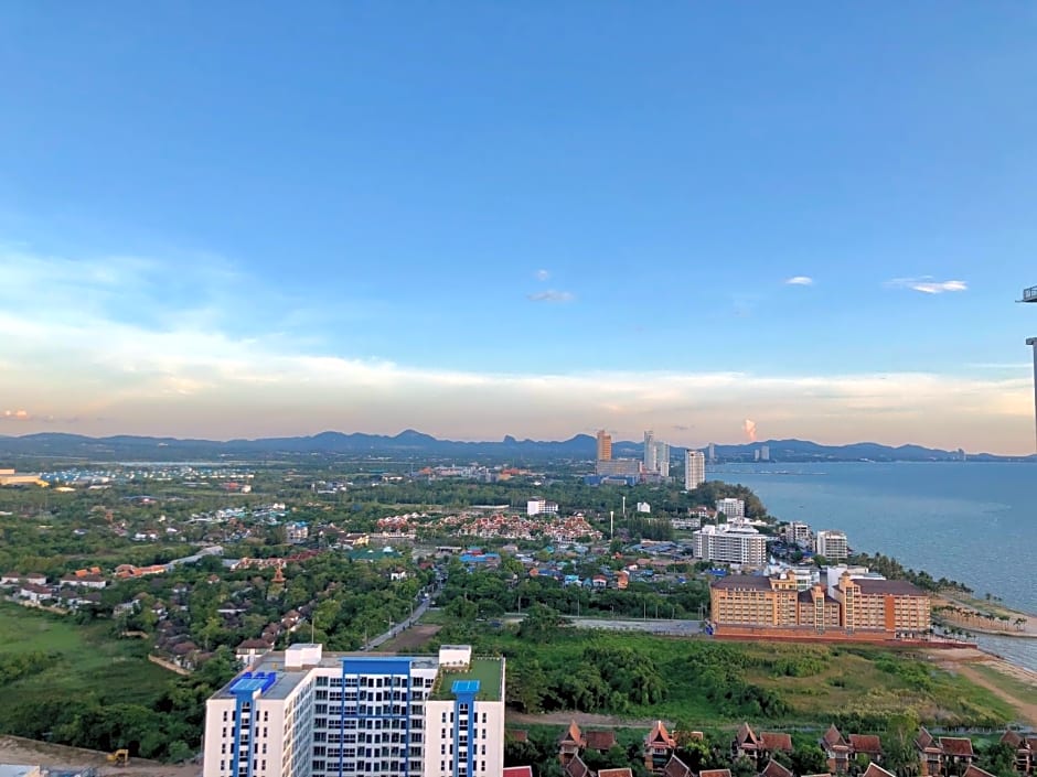 Veranda Residence Pattaya x Sea & Sky View