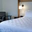 Holiday Inn & Suites St. Cloud By IHG