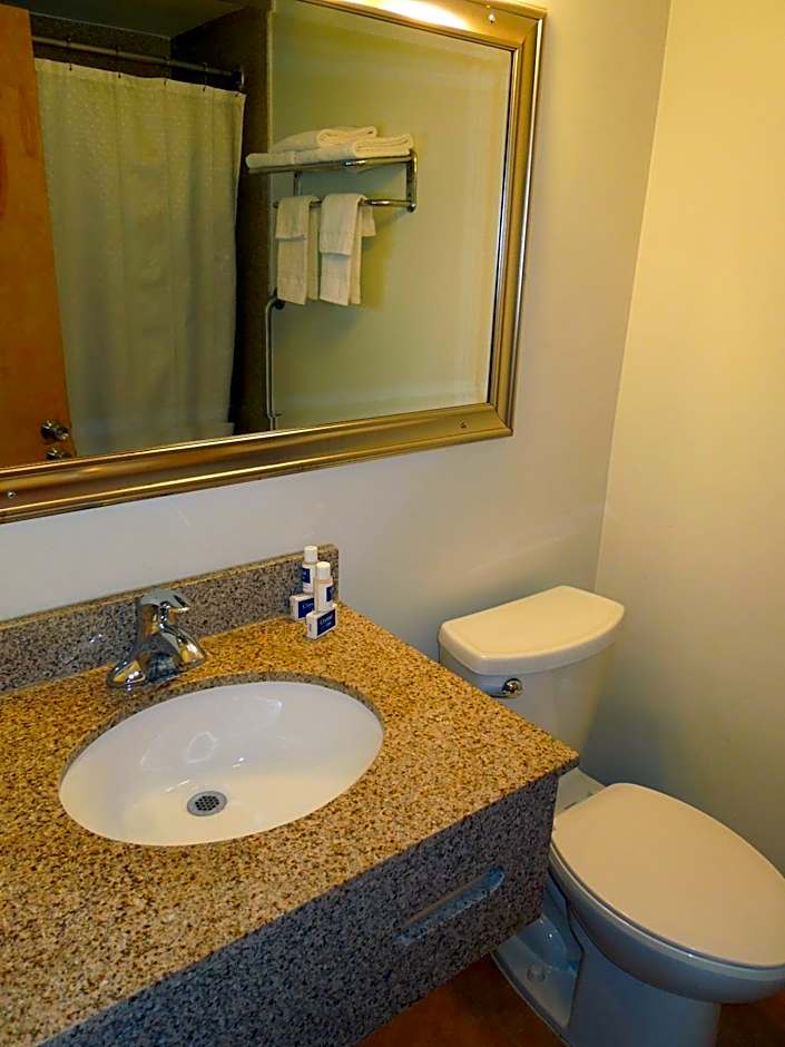 Crystal Inn - Neptune