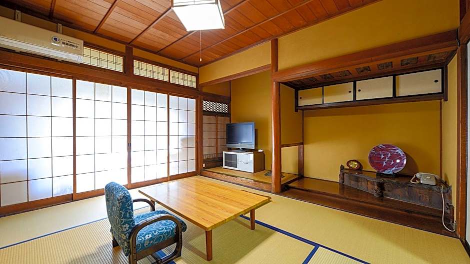 Ryokan Asahikan Hotel
