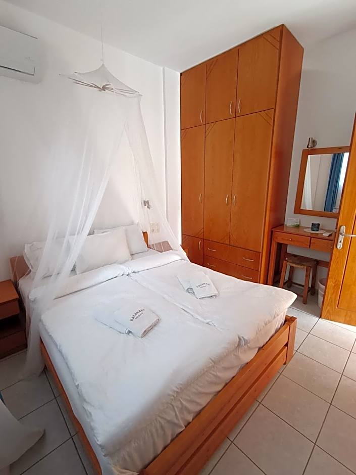 Finikas Studios & Apartments - Kalamaki Holidays
