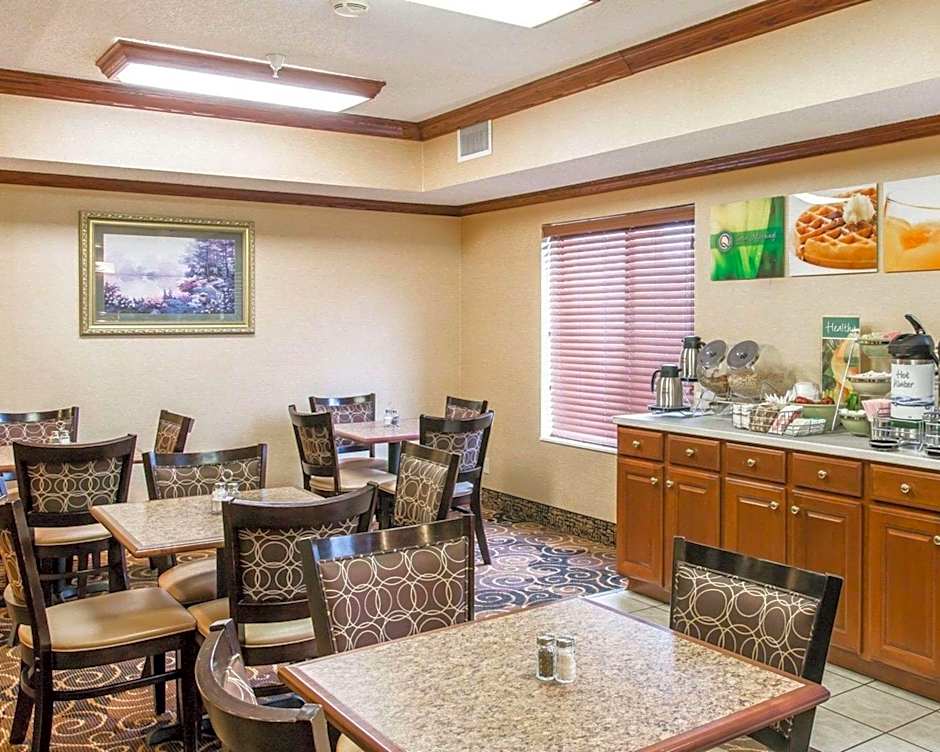 Quality Inn & Suites Niles