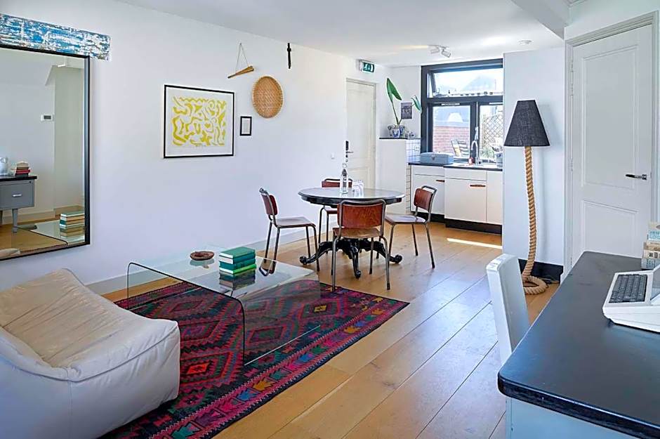 Hello I'm Local - Boutique Hostel